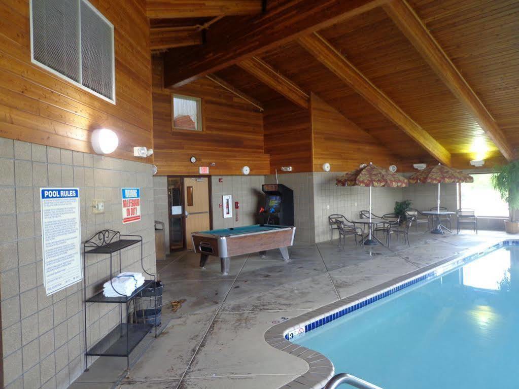 Rodeway Inn Hesston Exteriér fotografie